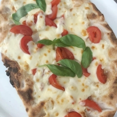 Giovanni's Pinsa